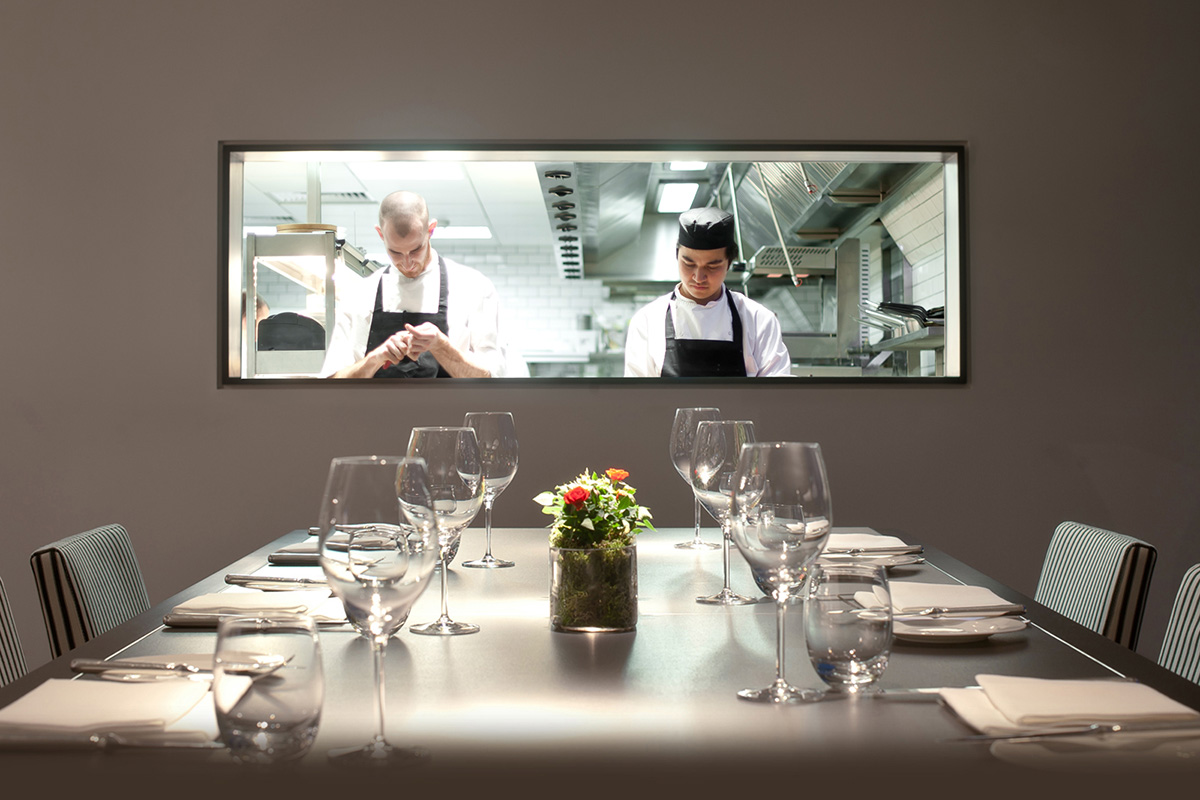luxe digital fine dining restaurant marketing strategy resources grow digital channels chefs table