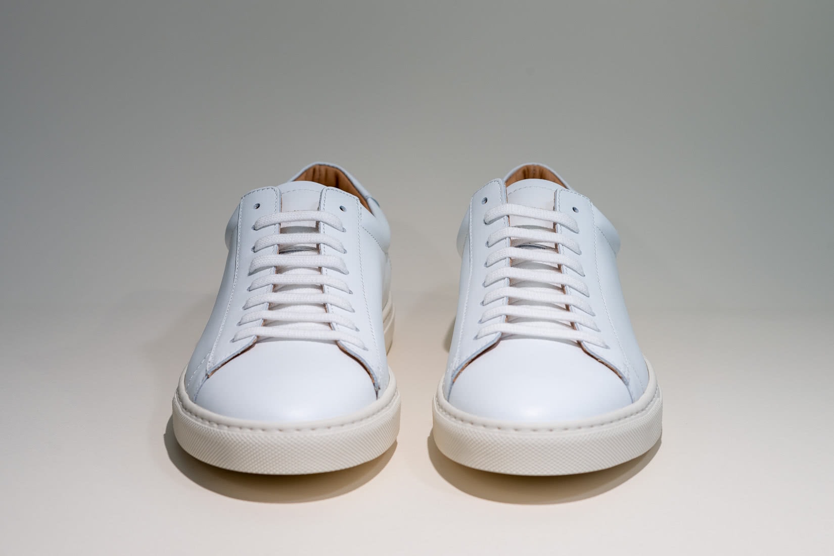 oliver cabell review low 1 sneakers front - Luxe Digital