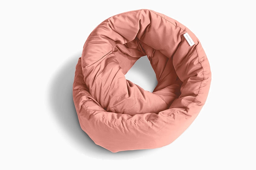 meilleur oreiller de voyage huzi infinity pillow luxe digital